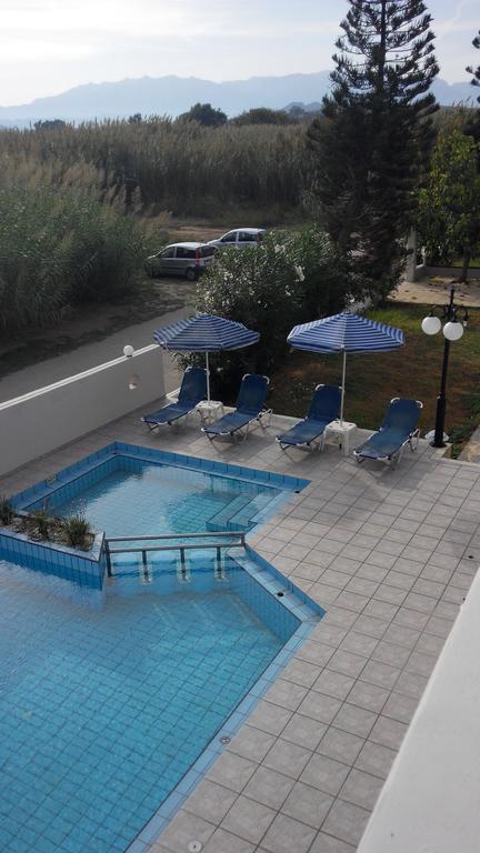 Viaros Apartments Gerani  Екстер'єр фото