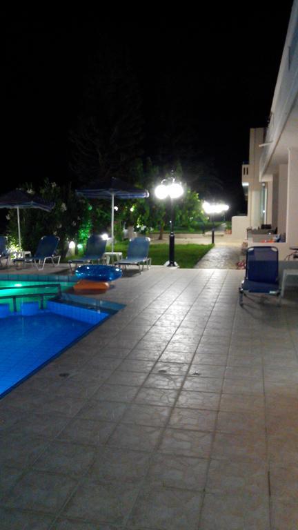 Viaros Apartments Gerani  Екстер'єр фото