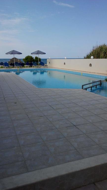 Viaros Apartments Gerani  Екстер'єр фото